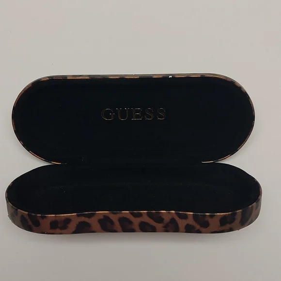 Guess frames and case - Picture 2 of 8